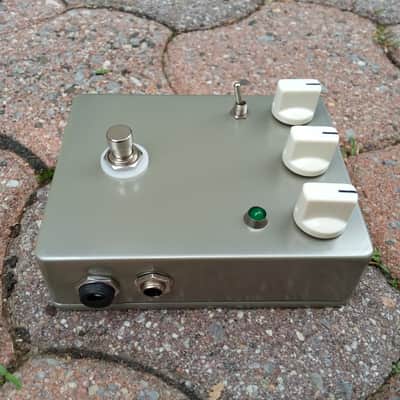 Handmade Bass Overdrive/Booster Tube Screamer style circuit tuned for bass Doom/Shoegaze/Post-Punk image 2