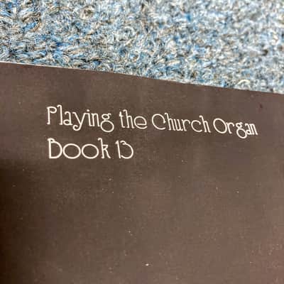A Playing Guide to the Roland, Rodgers & Infinity Organs Book image 6