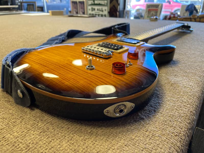 PRS SE Custom 24 2021 Black Gold Burst image 1