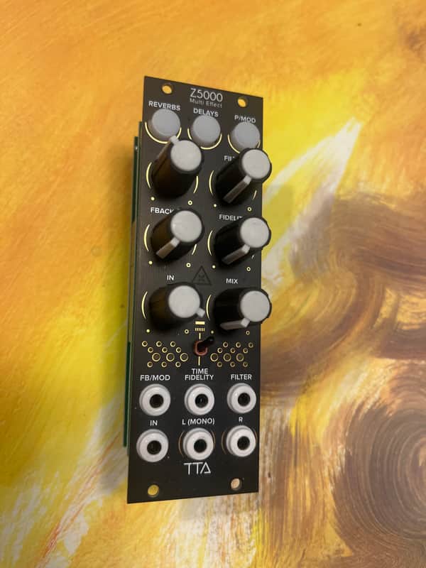 Tiptop Audio Z5000 Multi-Effect