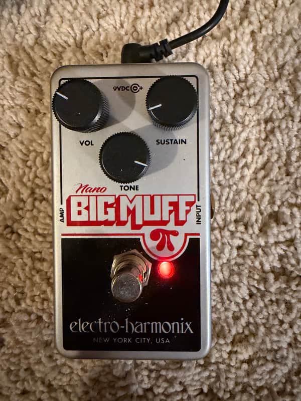 Electro-Harmonix Nano Big Muff Pi Distortion / Sustainer 2013 - Present White / Black / Red image 1
