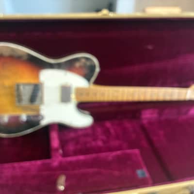 Rock N Roll Relics Richards in 3 colour sunburst image 2