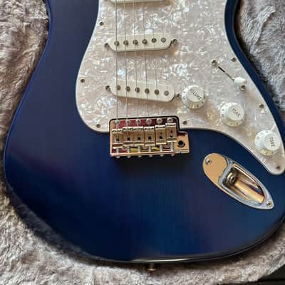 Fender Cory Wong Signature Stratocaster 2021 - Present - Sapphire Blue Transparent image 19