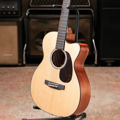Martin 000C Jr-E Acoustic/Electric Guitar with Gig Bag image 12
