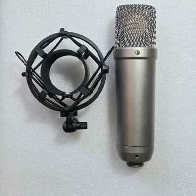 RODE NT1-A Large Diaphragm Studio Condenser Microphone w/Shock Mount