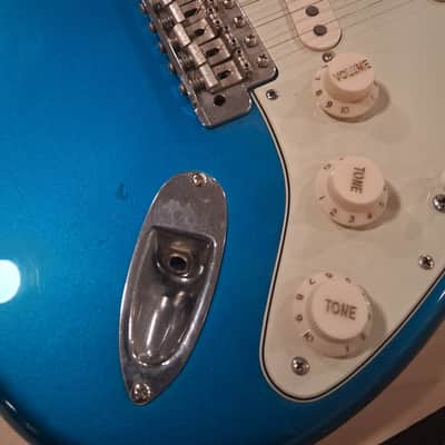 Fender Stratocaster 1984-87 - Lake placid blue image 4