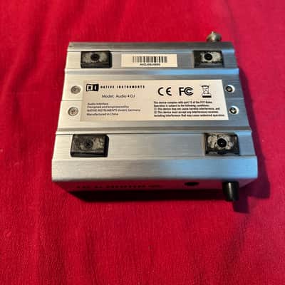 Native Instruments Audio 4 DJ USB Interface image 2