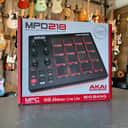 Akai  MPD218 Midi Pad Controller
