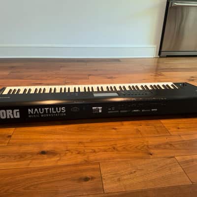 Korg Nautilus AT 88-Key Workstation Keyboard with Aftertouch 2024 - Present - Black image 5