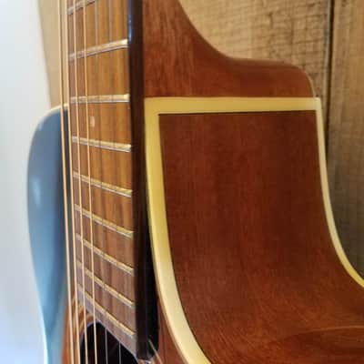 Takamine EG260C-BSB Cutaway Acoustic Electric Guitar Brown Sunburst image 3