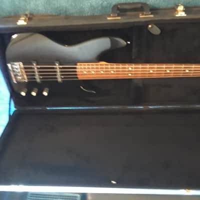 Fender 5 string Jazz bass plus 90's black image 6