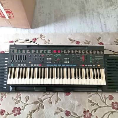 Yamaha PSR-4500 FM Synthesizer 1989 Flagship  RARE