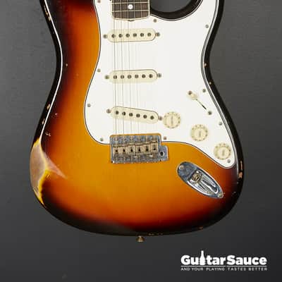 Fender Custom Shop 1967 Stratocaster Relic Faded 3 Tone Sunburst 2019 Used (Cod.1521UG) image 2