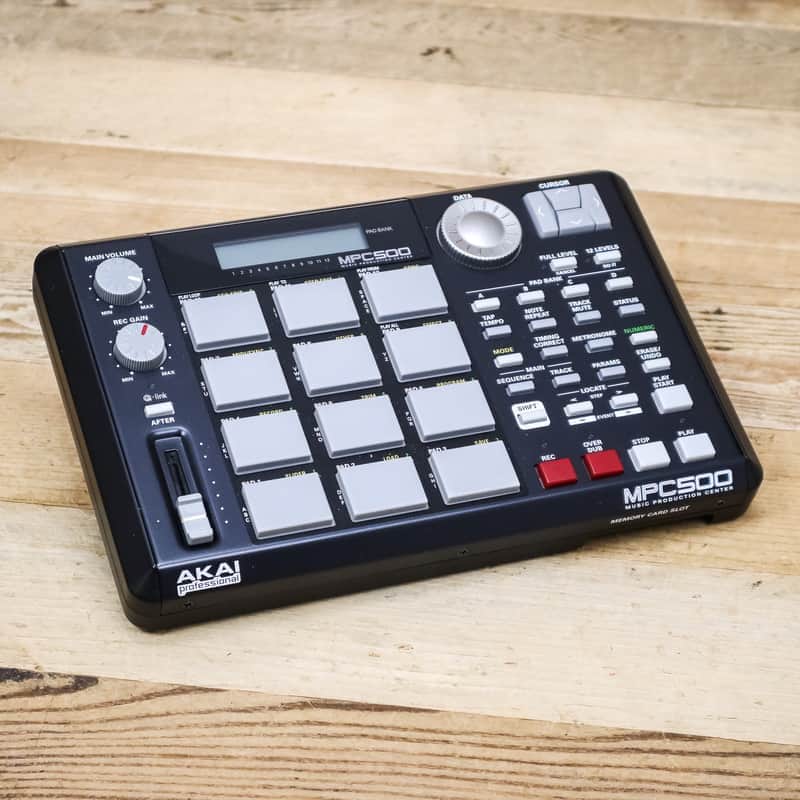 Akai MPC500 Music Production Center | Reverb