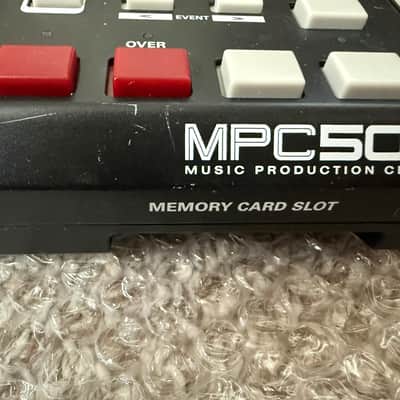 Akai MPC500 Music Production Center 2006 - 2013 - Black image 4