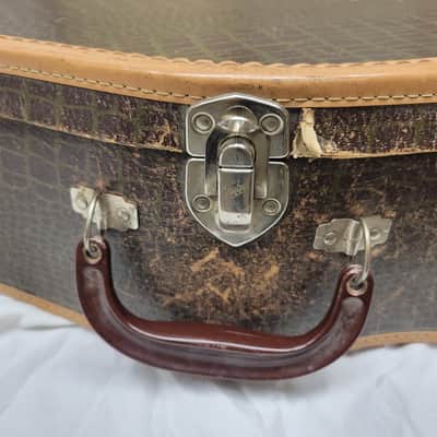 Geib Faux Alligator Chipboard case Circa 1950's image 5