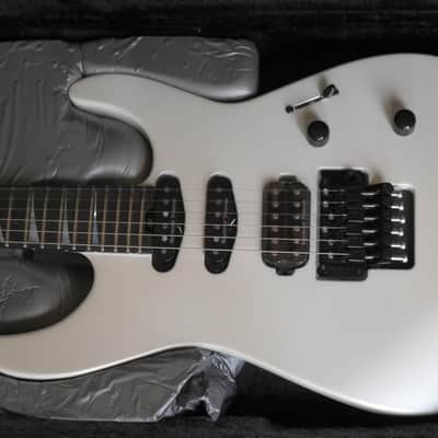 Jackson American Series Soloist™ SL3 - Platinum Pearl image 8