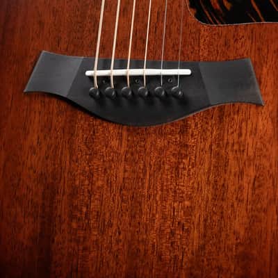 Taylor 324ce Baritone-6 LTD Grand Auditorium Acoustic/Electric Guitar with Hardshell Case image 10