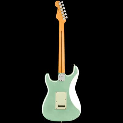 Fender American Professional II Stratocaster Maple Board Mystic Surf Green US210099813-US210100502 image 4