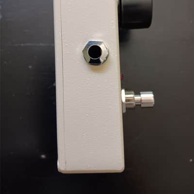 MXR M133 Micro Amp 1995 - Present - Cream image 5