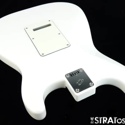 LEFTY Fender Player Stratocaster Strat BODY +  HARDWARE Stratocaster Polar White image 4