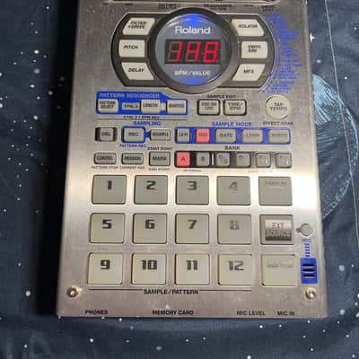 Roland SP-404 OG Works Great Incl. 1GB Card and Power image 1