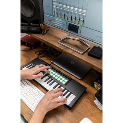 Novation Launchkey Mini MK4 37-Mini-Key MIDI Keyboard Controller image 7