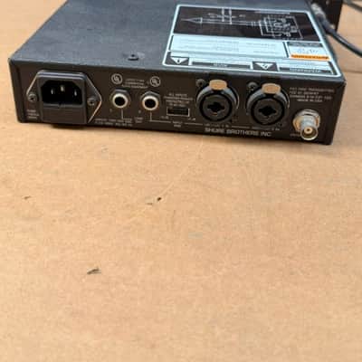 Shure P6T Wireless Transmitter image 11