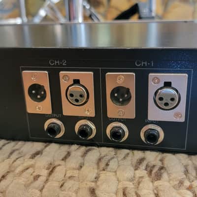 Phonic MQ3600 Dual Channel 31-Band Graphic Equalizer Rack Unit Tested Working Nice Shape image 8