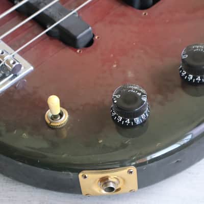 1985 Yamaha Japan BB3000 Neckthrough Fretless Broad Bass (Wine Red) image 3