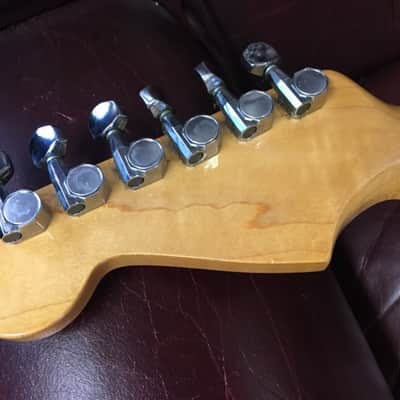 Tokai EVH Van Halen Bumblebee Strat 1985 image 6