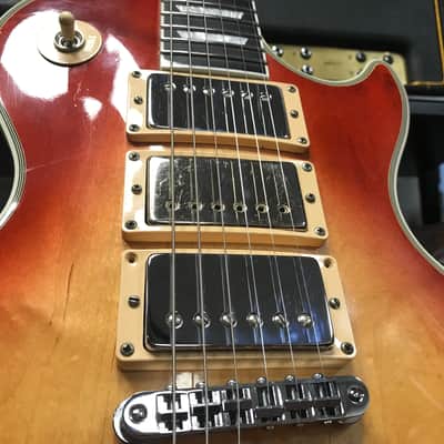 Gibson Les Paul Custom Classic Heritage Cherry Sunburst 2007 (GOTW #42) 1 of 400! image 4