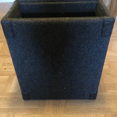Genz Benz Enclosures Six / 6 Space Rack 1990s Grey Carpet (as shown) image 3