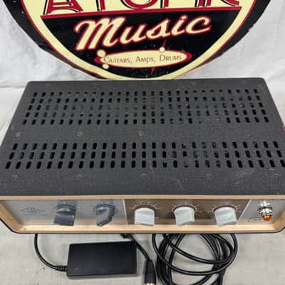 Universal Audio Ox Amp Top Box Attenuator Interface with Power Supply image 4