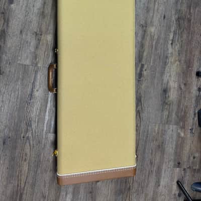 Fender Classic Series w Tags/etc Wood Stratocaster / Telecaster Case 2010s - Tweed image 2