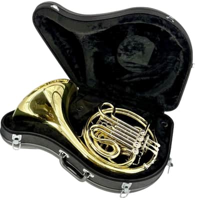 Verus C - F/Bb Double French Horn - Yellow Brass - Fixed Bell - Lacquered Finish image 9