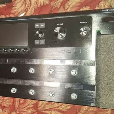 Line 6 Helix Floor 2023 With Backpack carry case, Black Excellent condition image 4