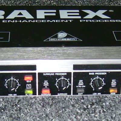 Behringer Ultrafex Pro EX3200 - Gearspace