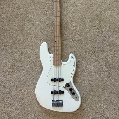 Squier Affinity Jazz Bass 2019 - Present - Olympic White image 1