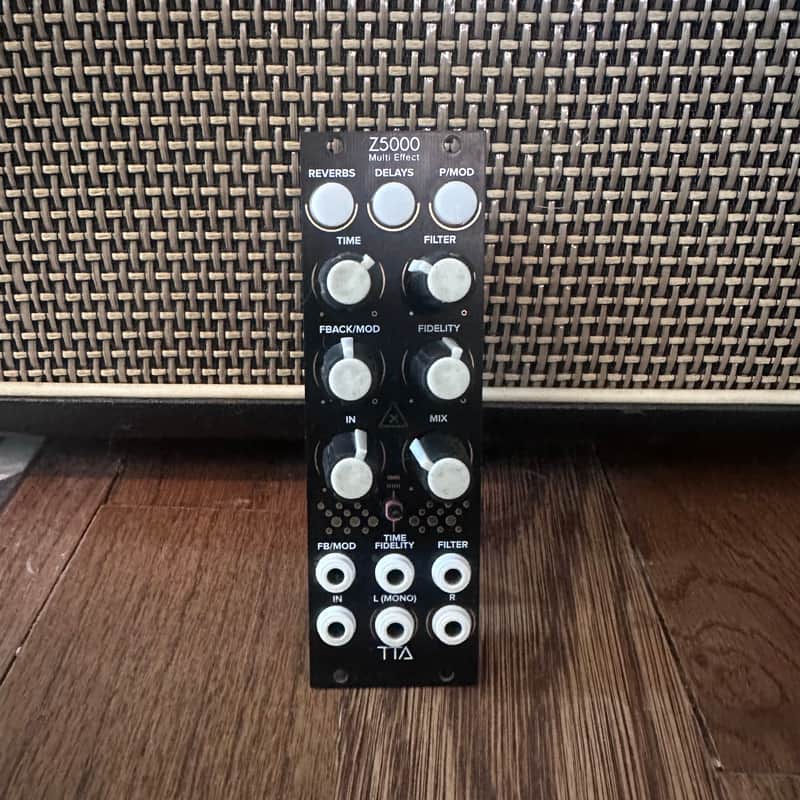 Tiptop Audio Z5000 Multi-Effect