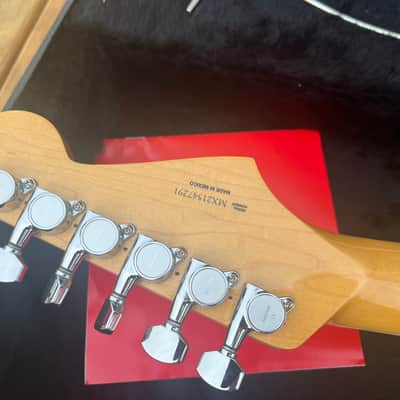 Fender Kurt Cobain Jaguar Left-Handed 2021 - 8lbs 4oz - Lefty Nirvana Mustang Jaguar image 10