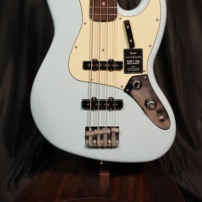 Fender Vintera III Early '60s Jazz Bass - Sonic Blue image 2