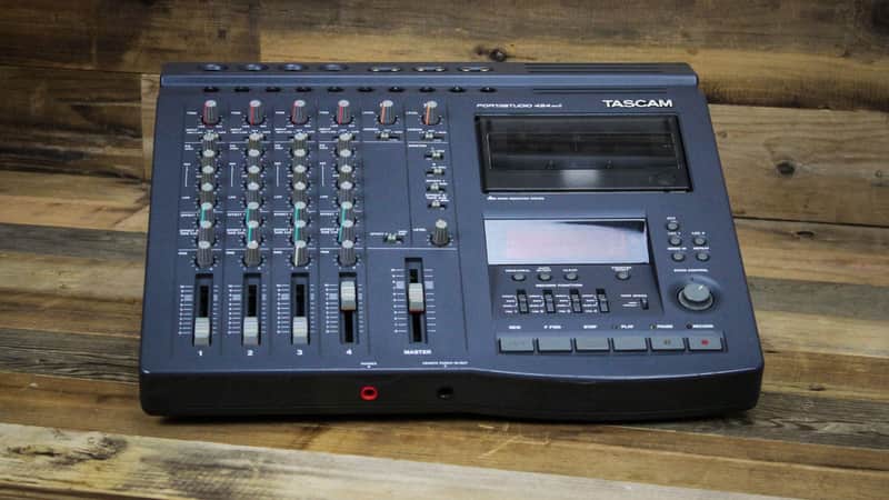 配信機器・PA機器・レコーディング機器 TASCAM PORTASTUDIO 424 mk II Tascam Portastudio 424 MKII Cassette Recorder