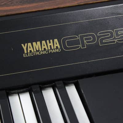 Yamaha CP25 image 2