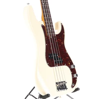 Fender Certified Pre-Owned American Professional II Precision Bass, Rosewood Fingerboard, Olympic White (K5) (29933) image 3