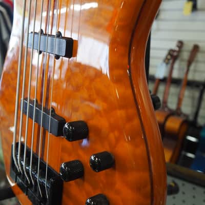 Carvin LP76 6-String Bass image 4