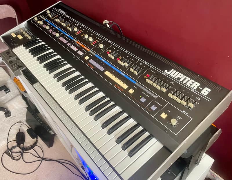 Roland Jupiter 6 61-Key Synthesizer image 1