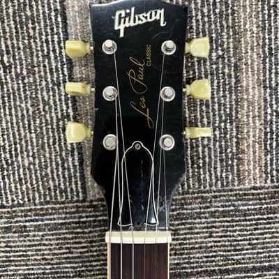 GIBSON *UPDATED* Les Paul Classic—Honey Burst image 5