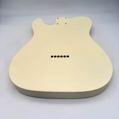 HooDoo Telecaster Body Alder Nitro Vintage White Light htb6478 image 8