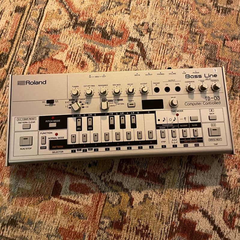 Roland TB-03 Boutique Series Synthesizer Module Bass Line Synthesizer
